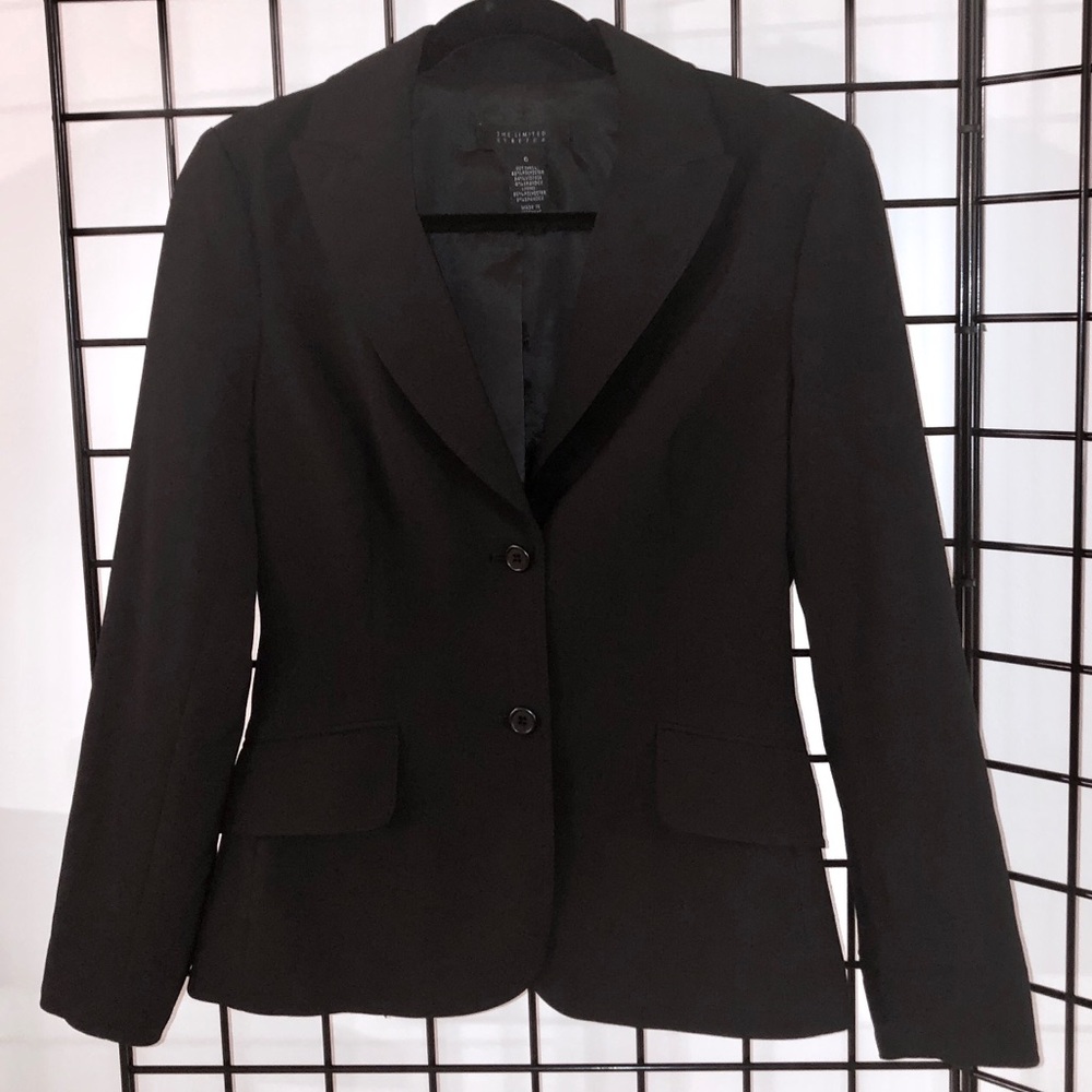 The Limited Stretch Collection Black Blazer. EUC.